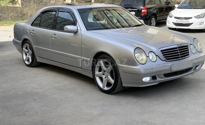 Mercedes E 320 2001, 94,851 km - 3.2 l - Bakı