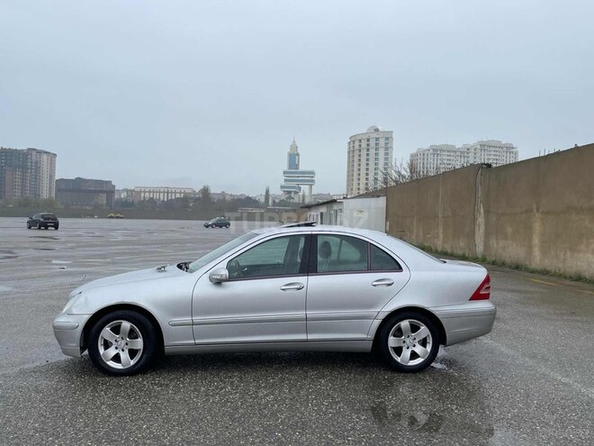 Mercedes C 180 2003, 109,000 km - 1.8 л - Bakı