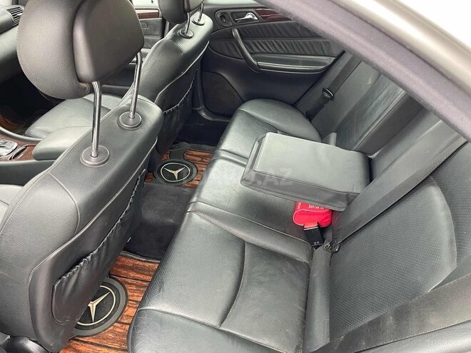 Mercedes C 180 2003, 109,000 km - 1.8 л - Bakı