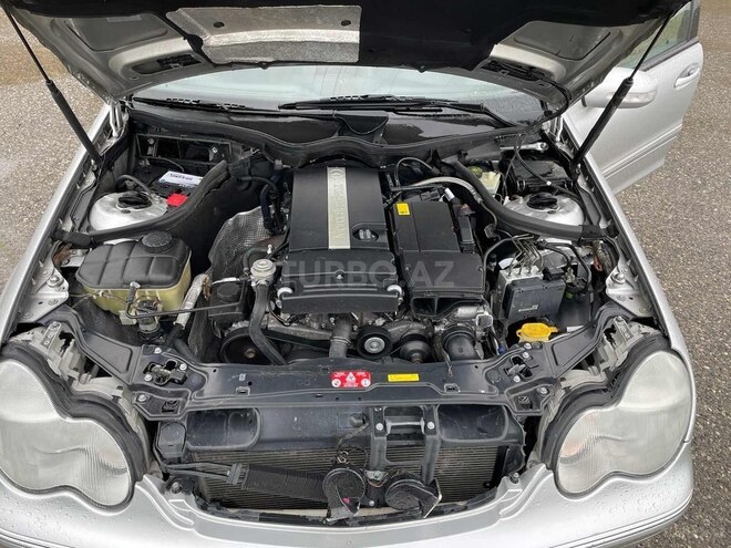 Mercedes C 180 2003, 109,000 km - 1.8 л - Bakı