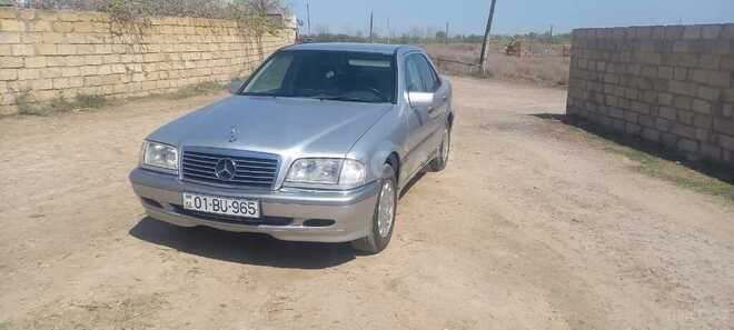 Mercedes C 200 1998, 420,000 km - 2.0 l - Beyləqan