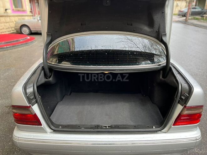 Mercedes E 220 2000, 420,000 km - 2.2 л - Bakı
