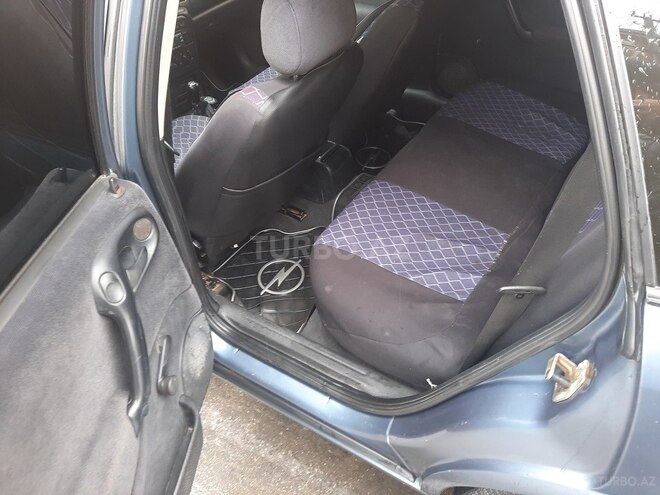 Opel Vectra 1999, 228,000 km - 1.6 л - Bakı