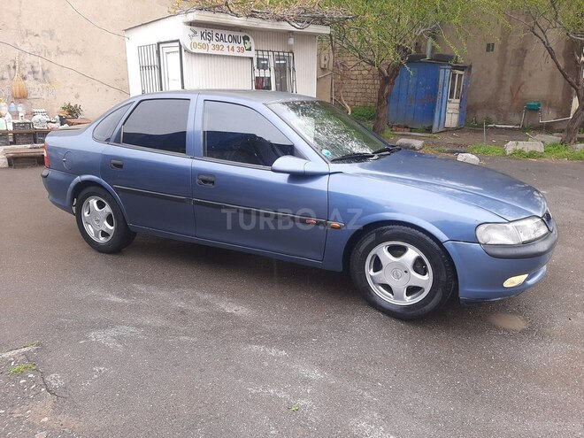 Opel Vectra 1999, 228,000 km - 1.6 л - Bakı