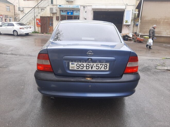 Opel Vectra 1999, 228,000 km - 1.6 л - Bakı