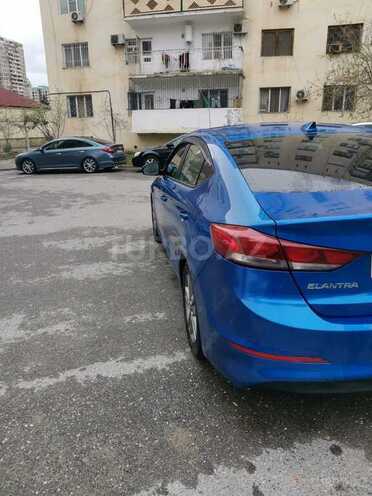 Hyundai Elantra 2017, 105,171 km - 2.0 l - Bakı