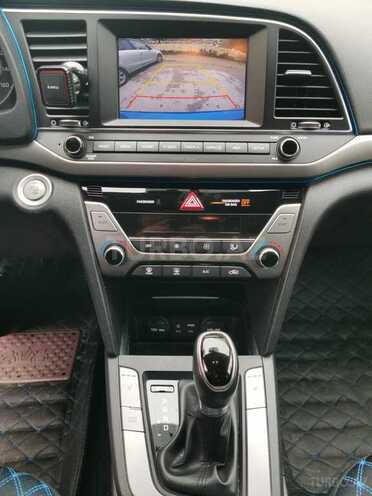 Hyundai Elantra 2017, 105,171 km - 2.0 l - Bakı