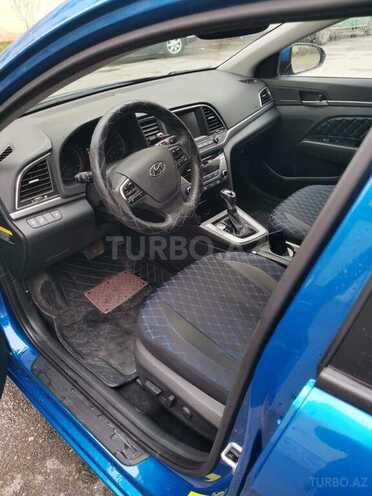 Hyundai Elantra 2017, 105,171 km - 2.0 l - Bakı