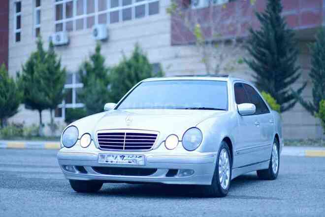 Mercedes E 220 2000, 380,000 km - 2.2 л - Bakı