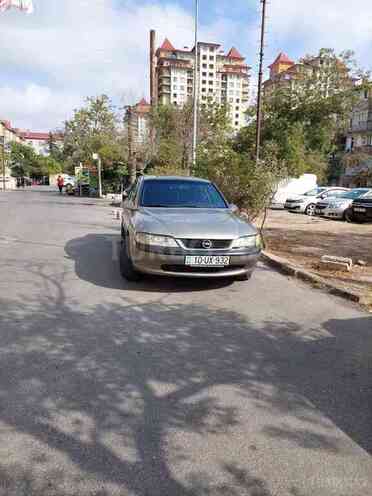 Opel Vectra 1997, 380,000 km - 1.6 l - Bakı