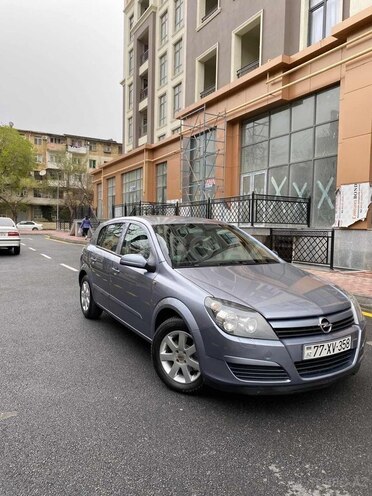 Opel Astra 2005, 175,000 km - 1.4 л - Bakı