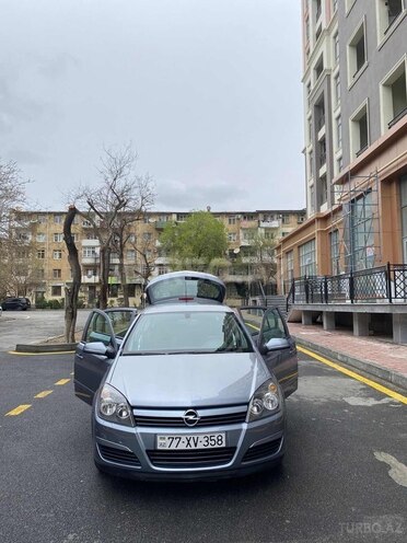 Opel Astra 2005, 175,000 km - 1.4 л - Bakı