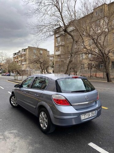 Opel Astra 2005, 175,000 km - 1.4 л - Bakı