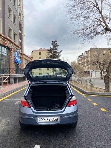 Opel Astra 2005, 175,000 km - 1.4 л - Bakı