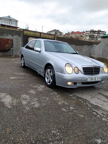 Mercedes E 270 2001, 394,000 km - 2.7 l - Bakı