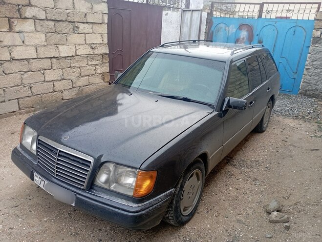 Mercedes E 300 1995, 277,456 km - 3.0 l - Bakı