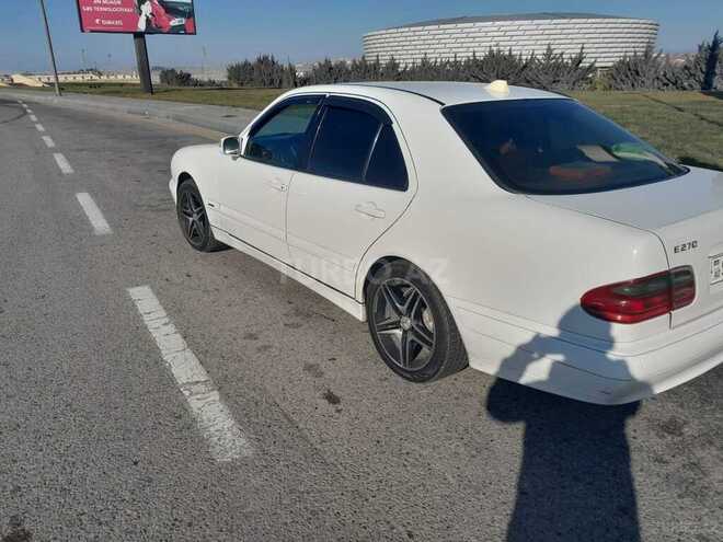 Mercedes E 270 1999, 363,000 km - 2.7 l - Bakı