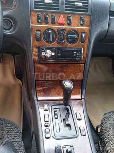 Mercedes E 220 1998, 616,179 km - 2.2 l - Tovuz