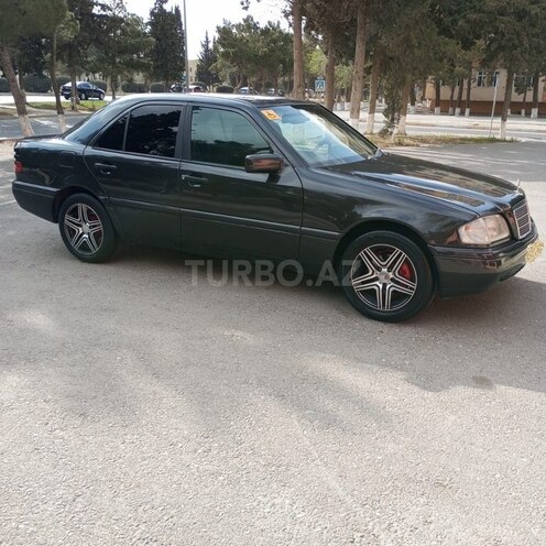 Mercedes C 220 1996, 326,580 km - 2.2 l - Sumqayıt