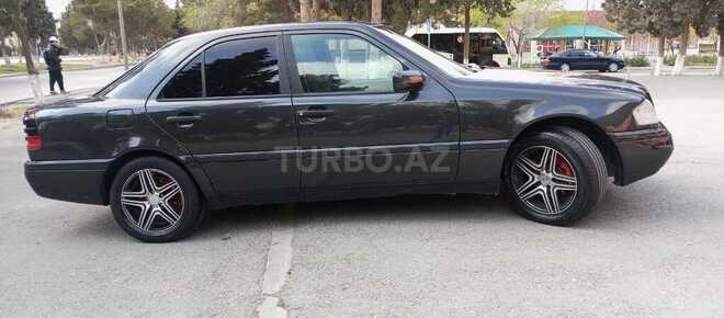 Mercedes C 220 1996, 326,580 km - 2.2 l - Sumqayıt