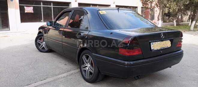 Mercedes C 220 1996, 326,580 km - 2.2 l - Sumqayıt