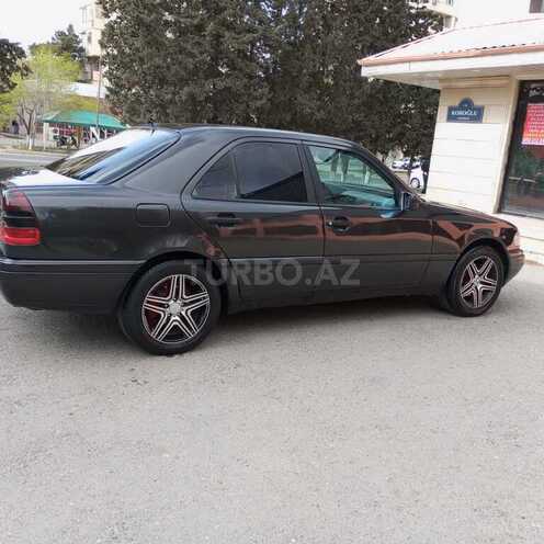 Mercedes C 220 1996, 326,580 km - 2.2 l - Sumqayıt