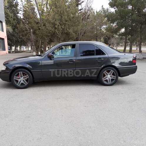 Mercedes C 220 1996, 326,580 km - 2.2 l - Sumqayıt