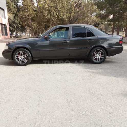 Mercedes C 220 1996, 326,580 km - 2.2 l - Sumqayıt