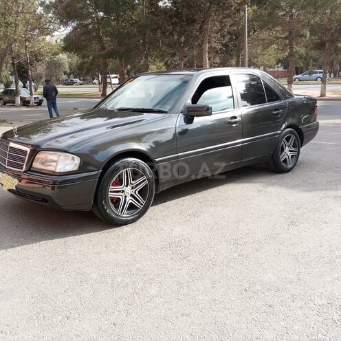 Mercedes C 220 1996, 326,580 km - 2.2 l - Sumqayıt