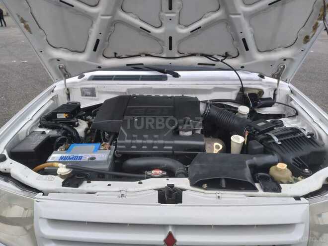 Mitsubishi Pajero io 1999, 300,500 km - 1.8 l - Bakı