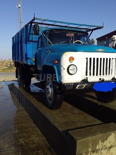 GAZ  1987, 2,568,800 km - 4.4 l - Şirvan