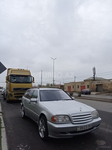 Mercedes C 220 1999, 370,000 km - 2.2 l - Sumqayıt
