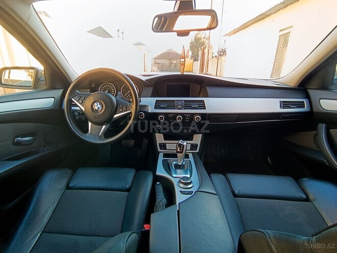 BMW 520 2007, 240,000 km - 2.0 l - Bakı