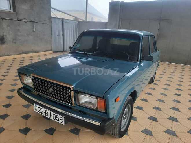 LADA (VAZ) 2107 2003, 164,000 km - 1.6 l - Naftalan