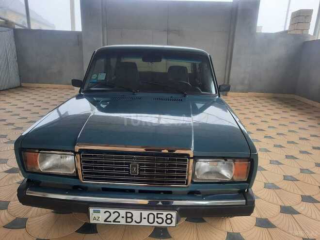 LADA (VAZ) 2107 2003, 164,000 km - 1.6 l - Naftalan