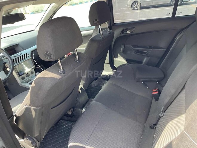 Opel Astra 2009, 200,000 km - 1.4 л - Sumqayıt