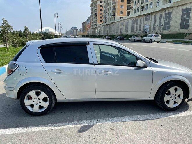 Opel Astra 2009, 200,000 km - 1.4 л - Sumqayıt