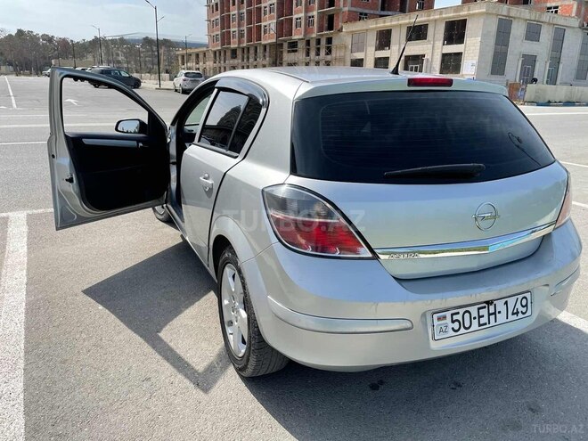 Opel Astra 2009, 200,000 km - 1.4 л - Sumqayıt