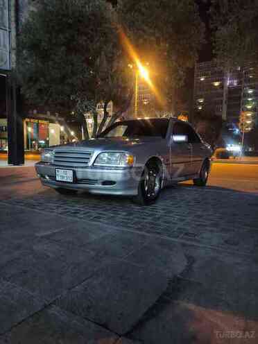 Mercedes C 240 1998, 360,206 km - 2.4 l - Bakı