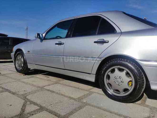 Mercedes C 240 1998, 360,206 km - 2.4 l - Bakı
