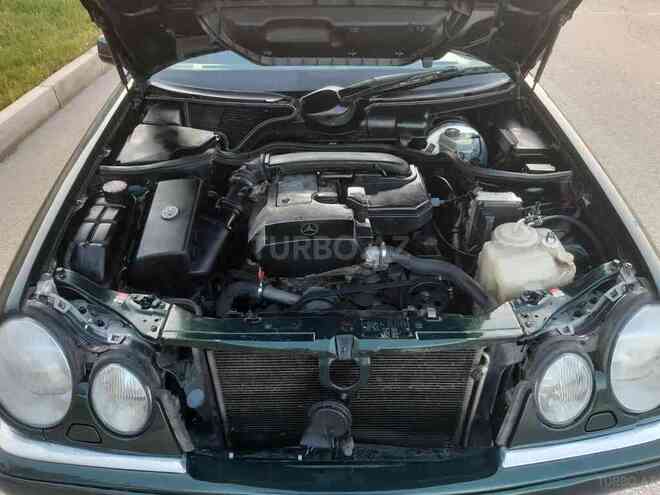Mercedes E 230 1996, 398,556 km - 2.3 l - Sumqayıt