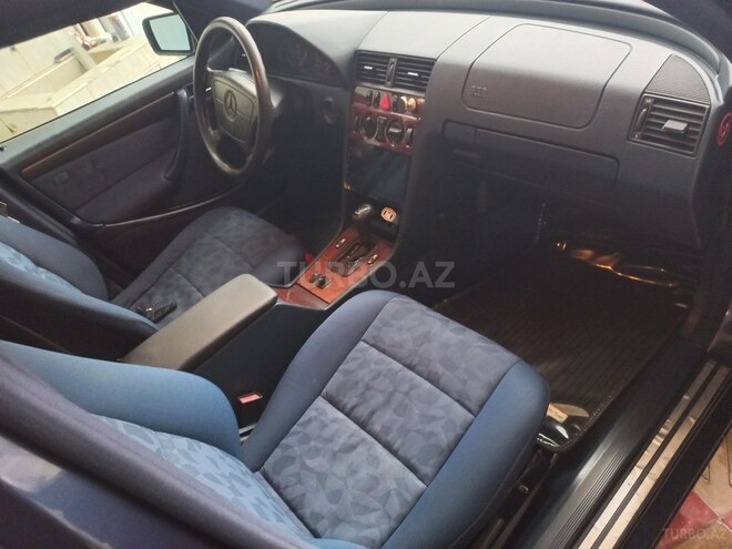Mercedes C 200 1998, 355,000 km - 2.0 l - Qazax