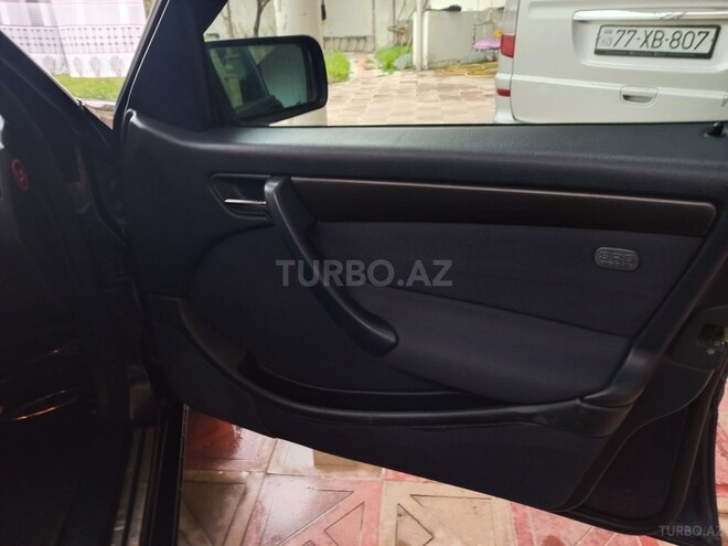 Mercedes C 200 1998, 355,000 km - 2.0 l - Qazax