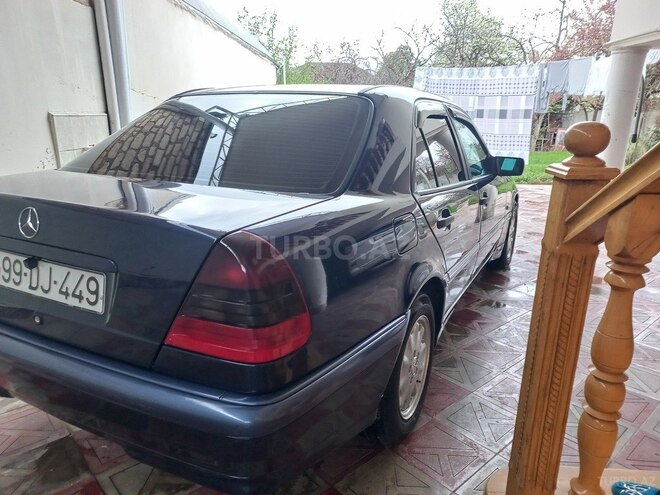 Mercedes C 200 1998, 355,000 km - 2.0 l - Qazax