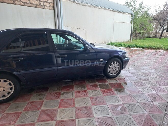 Mercedes C 200 1998, 355,000 km - 2.0 l - Qazax