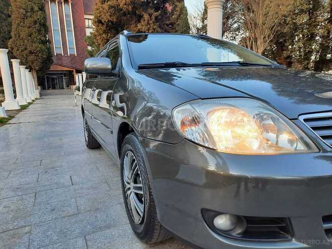 Toyota Corolla 2006, 242,000 km - 1.4 l - Şəmkir