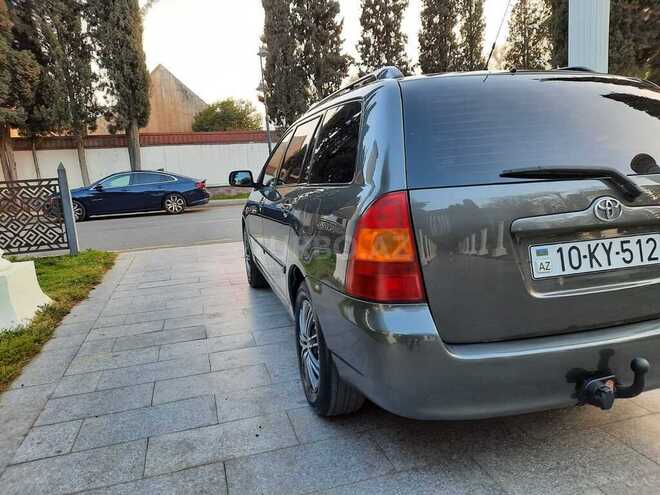 Toyota Corolla 2006, 242,000 km - 1.4 l - Şəmkir
