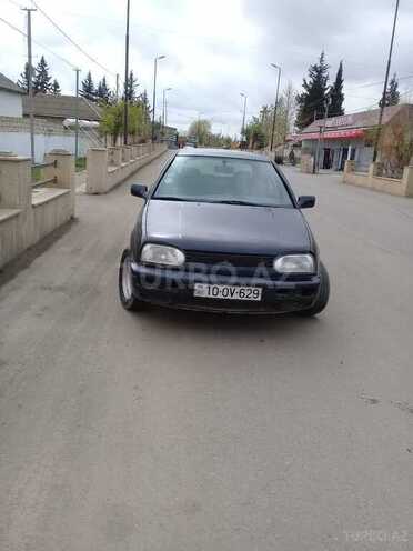 Volkswagen Golf 1994, 252,500 km - 1.8 л - Biləsuvar