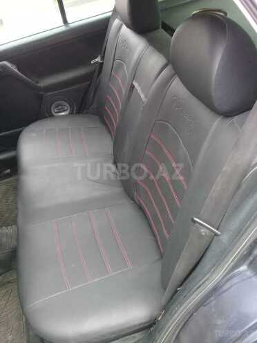 Volkswagen Golf 1994, 252,500 km - 1.8 л - Biləsuvar