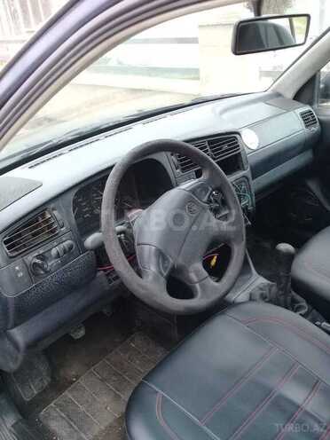 Volkswagen Golf 1994, 252,500 km - 1.8 л - Biləsuvar